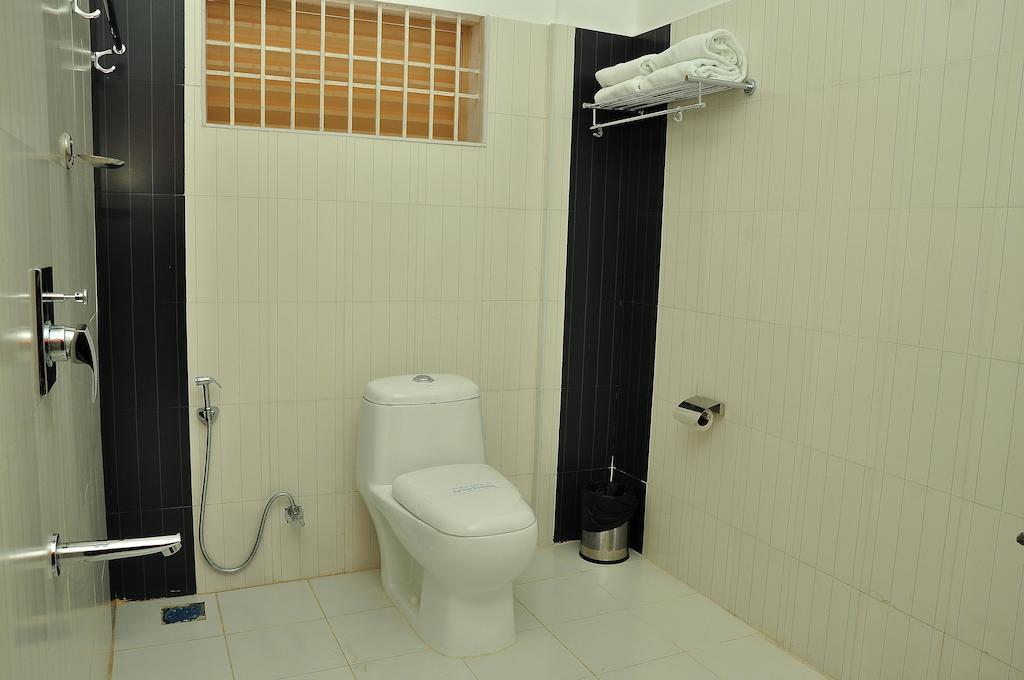 Holiday Hill Hotel & Suites Sultan Bathery Δωμάτιο φωτογραφία