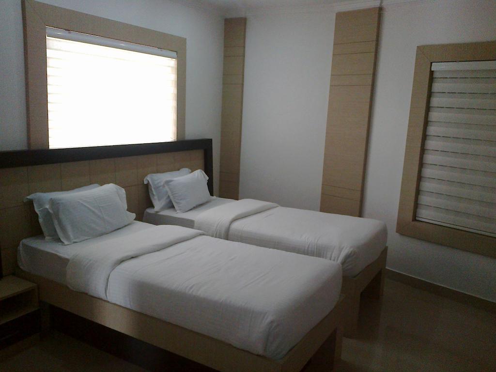 Holiday Hill Hotel & Suites Sultan Bathery Δωμάτιο φωτογραφία