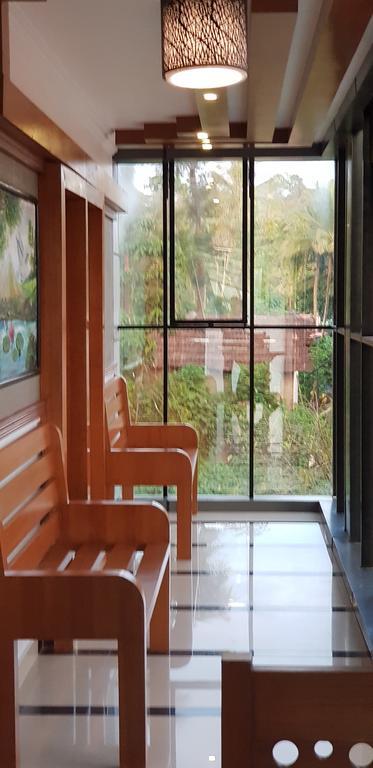 Holiday Hill Hotel & Suites Sultan Bathery Εξωτερικό φωτογραφία
