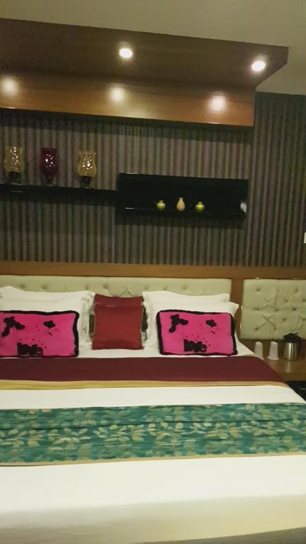 Holiday Hill Hotel & Suites Sultan Bathery Εξωτερικό φωτογραφία
